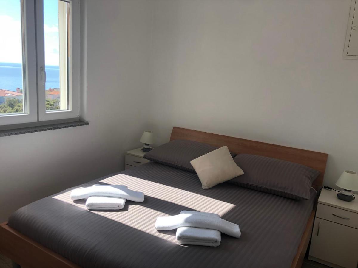 Apartmani Ivana Cres Eksteriør bilde