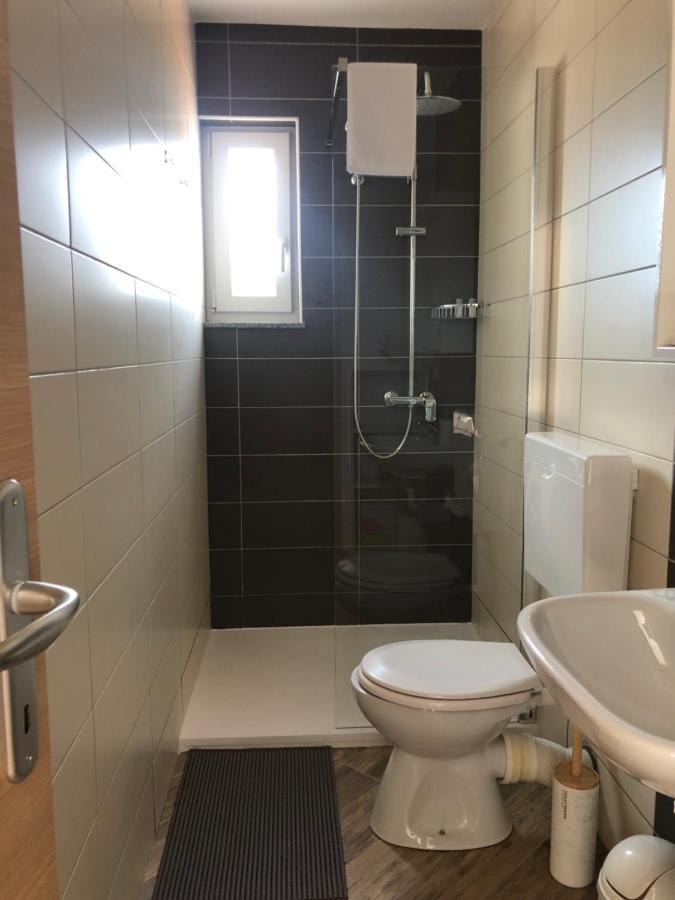 Apartmani Ivana Cres Eksteriør bilde